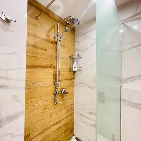 Apartament Golden *